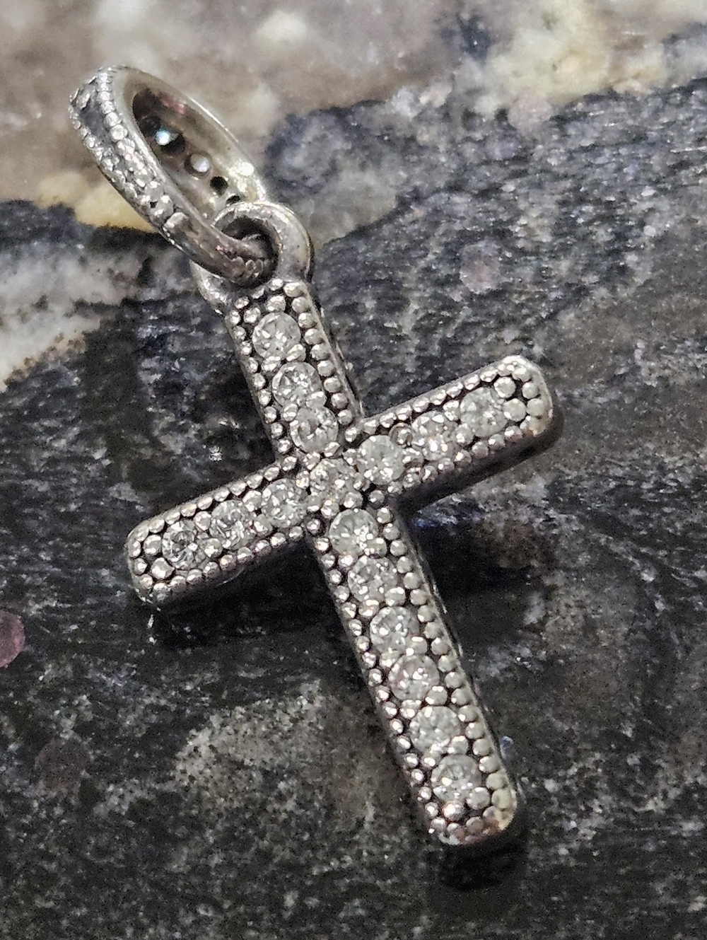 PANDORA Sparkling Cross Pendant No. 397571